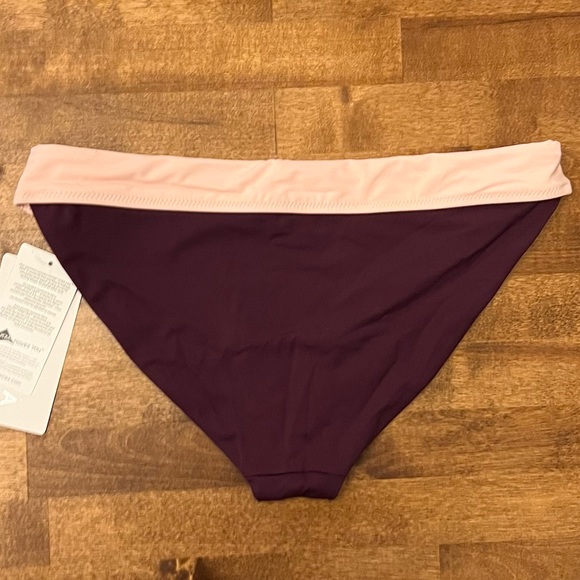NWT Athleta Mod Block Medium Rise Swim Bottoms - Picture 5 of 5